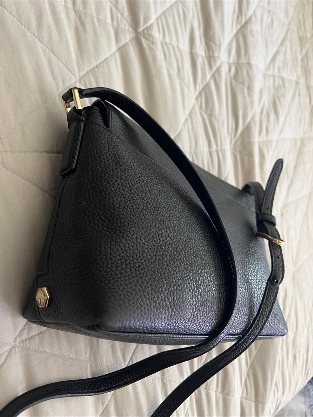 Tory Burch Thea Flap Crossbody Bag in Black with tassel - Picture 3 of 16